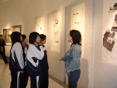 深圳华强职业技术学校学生参观第五届深圳